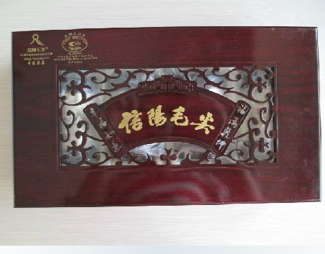 茶厂直供明前浉河港乡信阳毛尖木质礼盒茶
